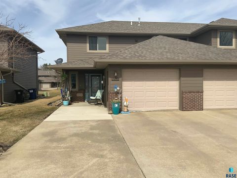 Condo For Sale - 8506 W Lavern Wipf Street<br/> Sioux Falls, SD 57106