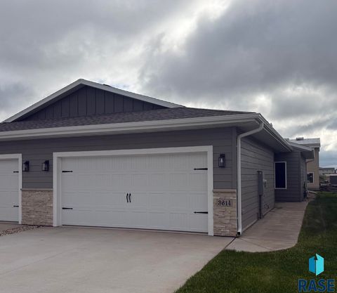 Townhouse For Sale - 3614 S Heather Avenue<br/> Minnehaha County, Sioux Falls, SD 57106