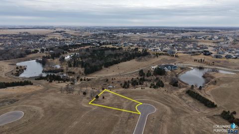 Photo of Lot 6 block 8 Sumac Cir, Sioux Falls, SD 57110 (MLS # 22507420)