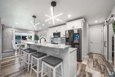 Photo of 3809 S Home Plate Ave, Sioux Falls, SD 57110 (MLS # 22606168)