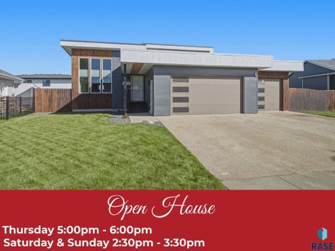 Photo of 4208 N Ohio Ave, Sioux Falls, SD 57107 (MLS # 22607599)