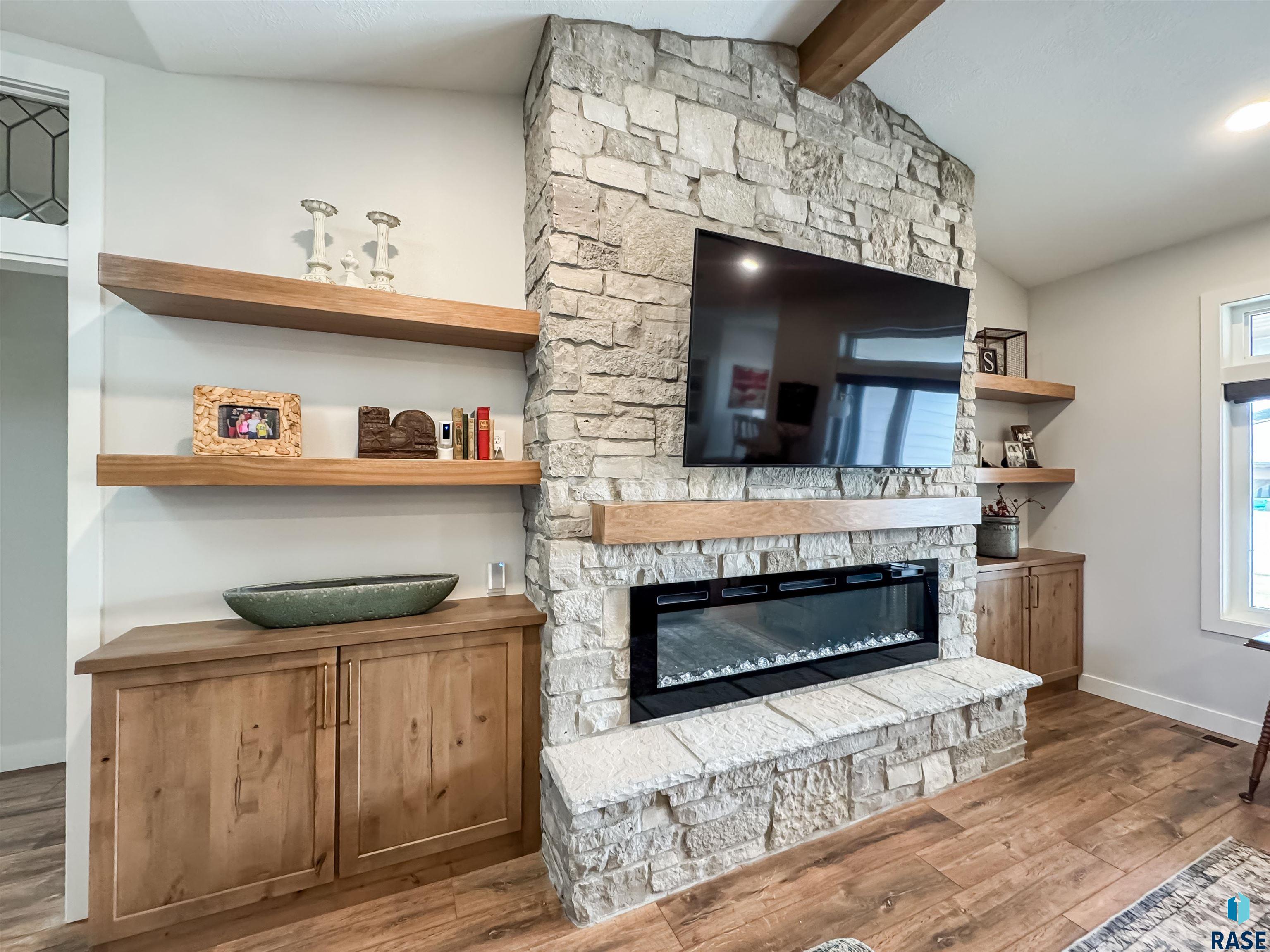 5504 E Morningside Cir