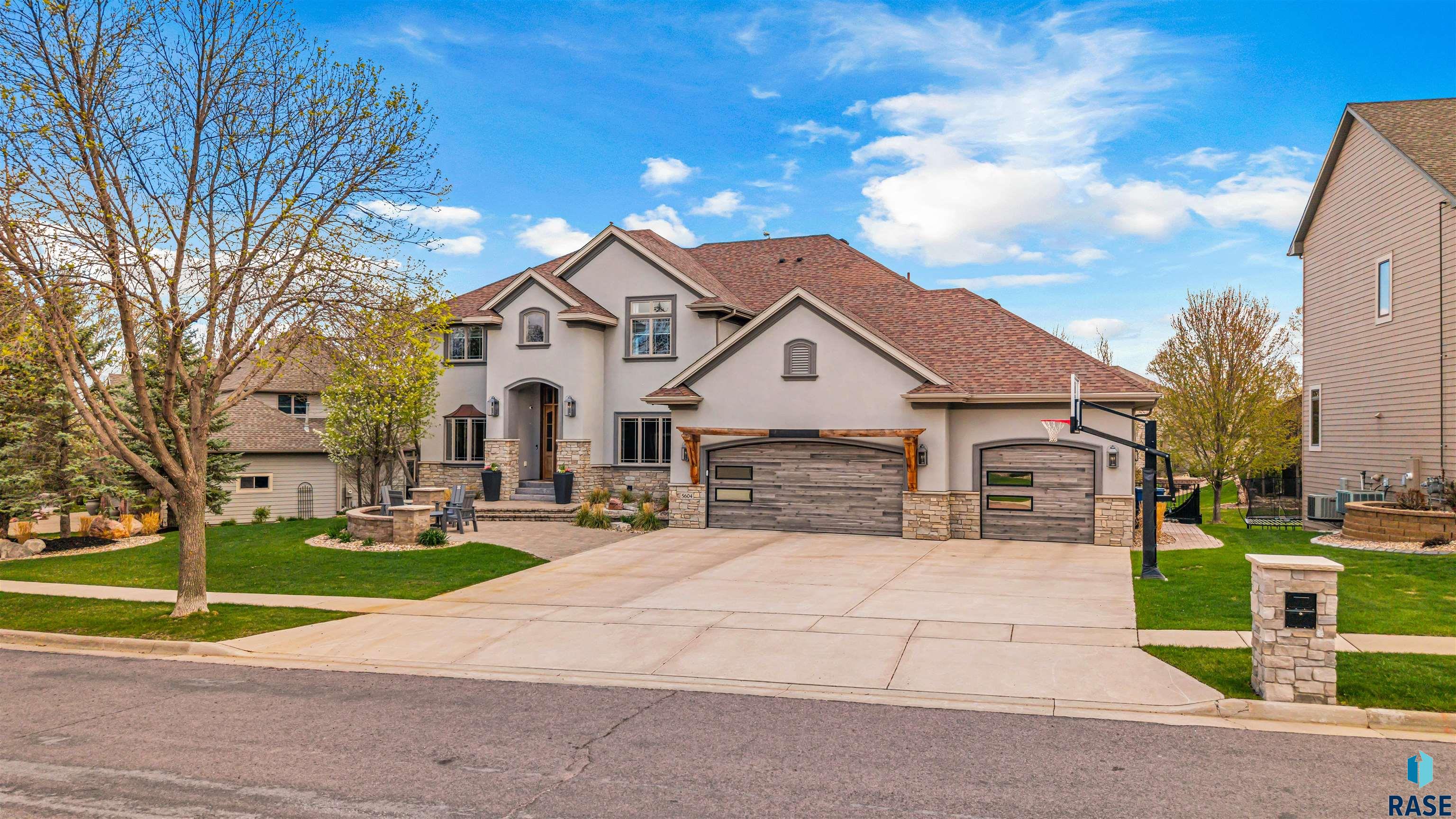 5604 S Jersey Tess Dr