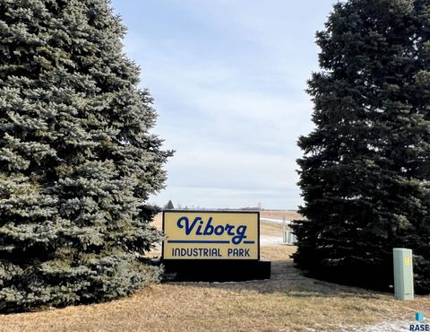 Vacant Land For Sale - Tbd Jorgensen Tr.11 Street<br/> Viborg, SD 57070