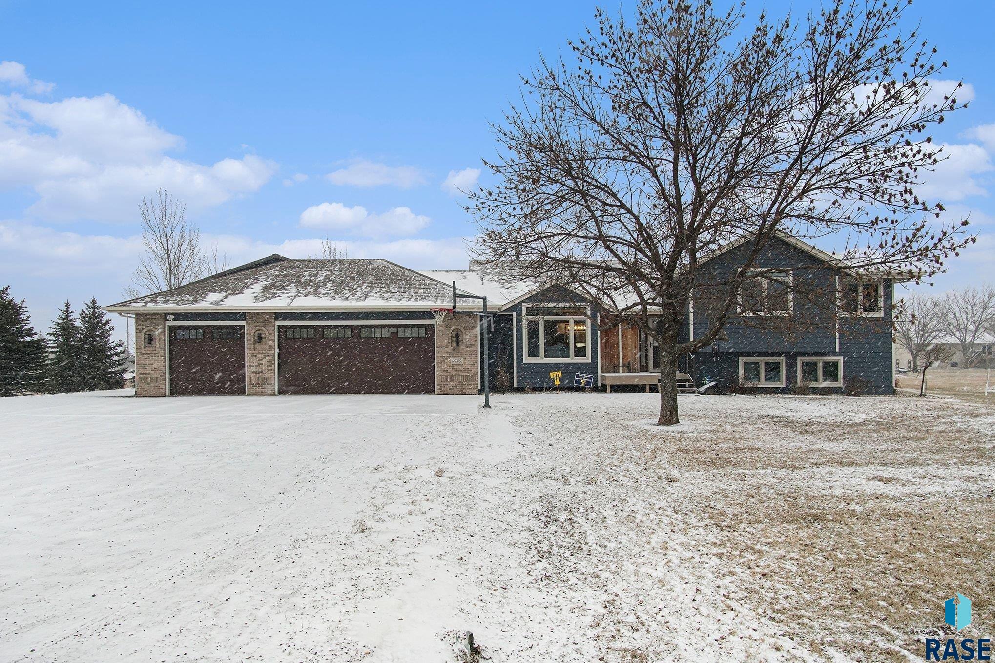 27302 Michelle Cir