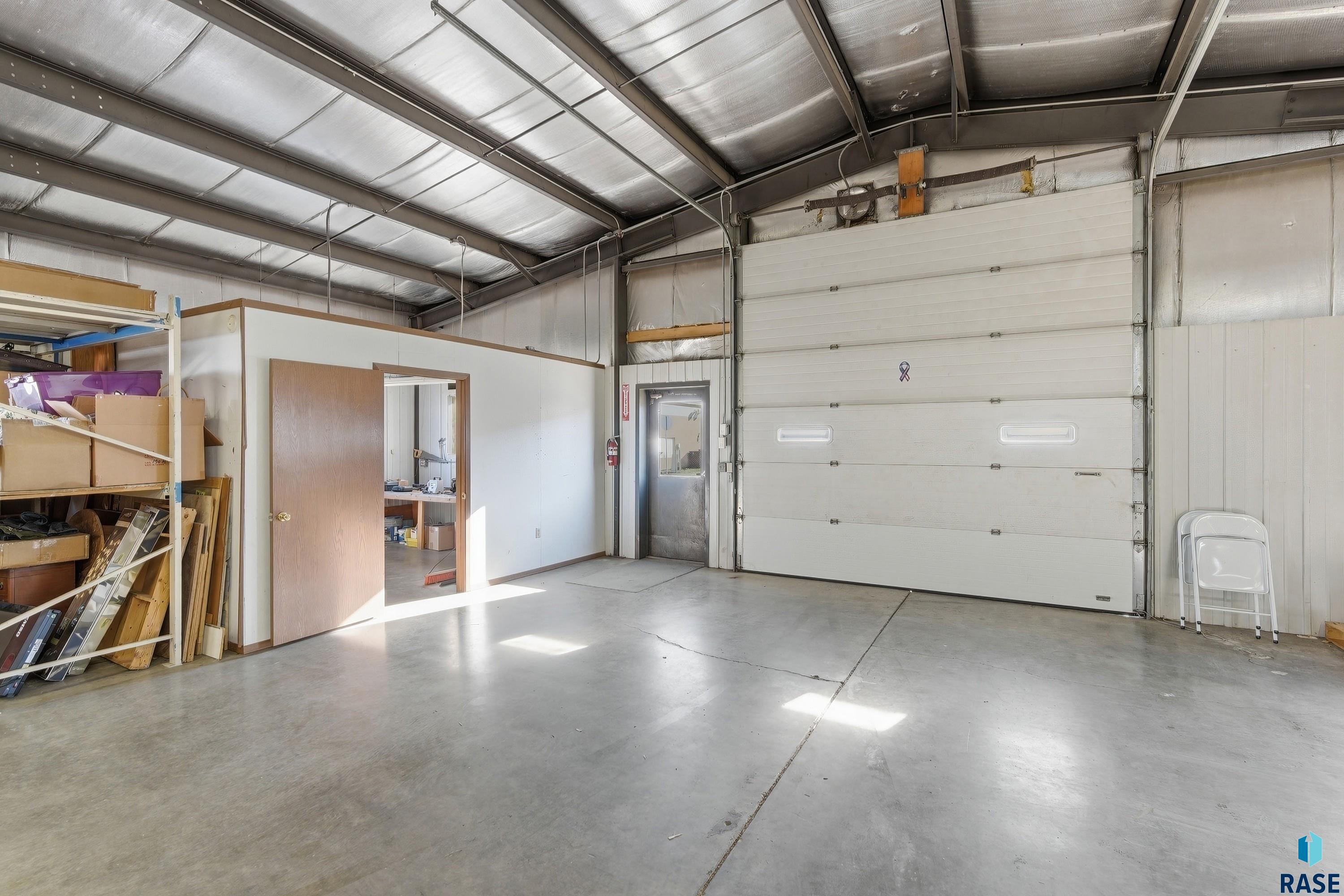 Tyndall, South Dakota 57066, United States, ,Commercial,Active,247587