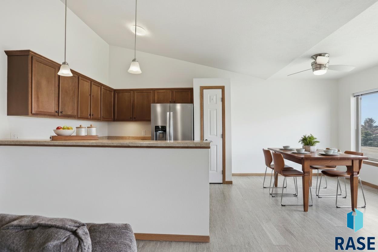 4920 S Klein Ave 48