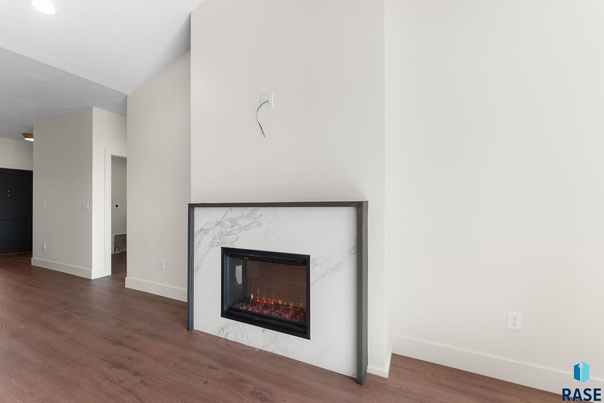 8309 E Sheridan Cir