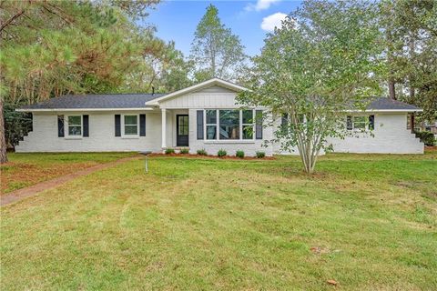 Photo of 3928 Pembrocke Avenue, Mobile, AL 36608 (MLS # 7660531) Photo of 3928 Pembrocke Avenue, Mobile, AL 36608 (MLS # 7660531)