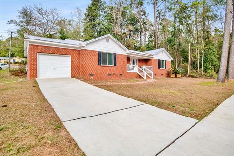 Photo of 303 Ridgewood Drive, Daphne, AL 36526 (MLS # 7708868)
