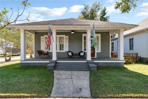 Photo of 1501 Brown Street, Mobile, AL 36604 (MLS # 7673000)