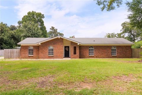 Photo of 567 Vaughn Drive S, Satsuma, AL 36572 (MLS # 7733007)