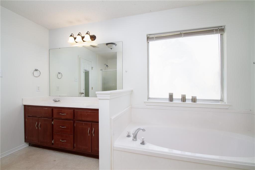 Semmes, Alabama 36575, United States, 3 Bedrooms Bedrooms, ,2 BathroomsBathrooms,Residential,Pending,118953