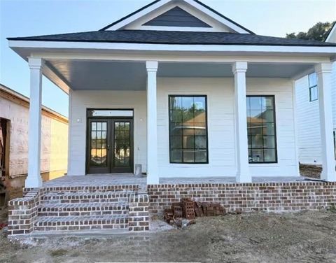 Photo of 253 Dearborn Street N, Mobile, AL 36603 (MLS # 7592026) Photo of 253 Dearborn Street N, Mobile, AL 36603 (MLS # 7592026)