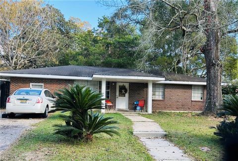 Photo of 1600 Decatur Street, Mobile, AL 36618 (MLS # 7682942)