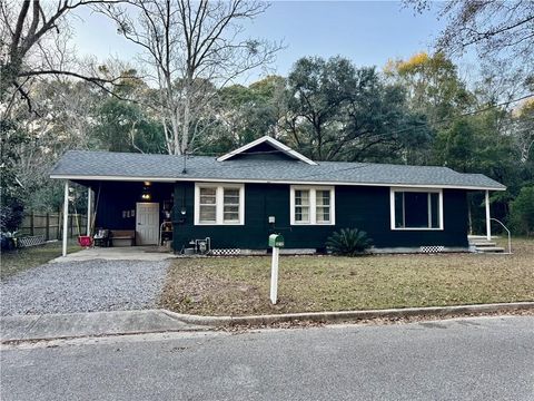 Photo of 3212 Center Road, Mobile, AL 36605 (MLS # 7708609)