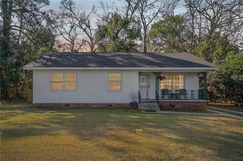 Photo of 2757 Sherwood Drive S, Mobile, AL 36606 (MLS # 7728372)