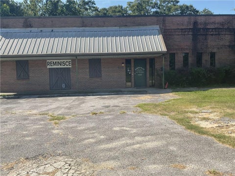 Photo of 2751 Halls Mill Road, Mobile, AL 36606 (MLS # 7811210)