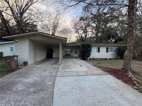 Photo of 652 Wilshire Road, Mobile, AL 36609 (MLS # 7698572)