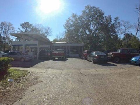 Photo of 2301 Government Street, Mobile, AL 36606 (MLS # 7667280)