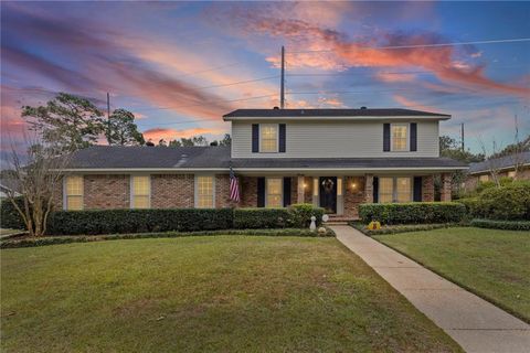 Photo of 5709 Vendome Drive S, Mobile, AL 36609 (MLS # 7687614)