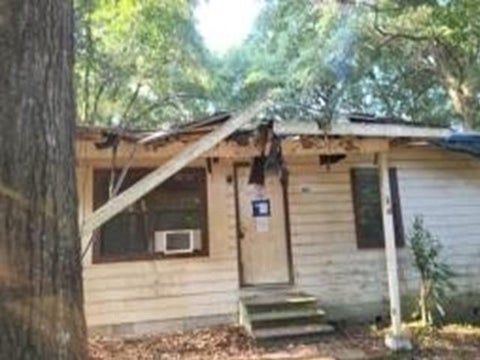 Photo of 6862 Colonial Terrace, Mobile, AL 36618 (MLS # 7838372)