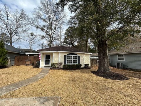 Photo of 6352 Burnham Wood Place, Mobile, AL 36608 (MLS # 7718837)