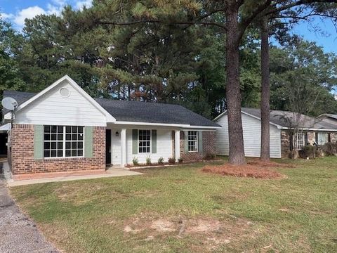 Photo of 789 Royal Woods Drive W, Mobile, AL 36608 (MLS # 7659541) Photo of 789 Royal Woods Drive W, Mobile, AL 36608 (MLS # 7659541)