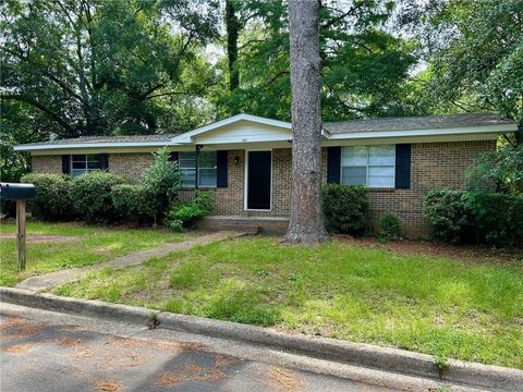 Photo of 2312 Riviera Drive S, Mobile, AL 36605 (MLS # 7619865)