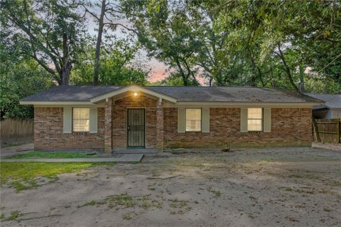 Photo of 1361 Goodman Avenue, Mobile, AL 36605 (MLS # 7806863)