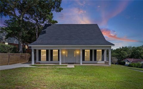 Photo of 2217 Woodlea Court N, Mobile, AL 36695 (MLS # 7665435) Photo of 2217 Woodlea Court N, Mobile, AL 36695 (MLS # 7665435)