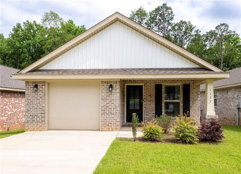 Photo of 1137 Forest Glen Drive S, Mobile, AL 36618 (MLS # 7783171)