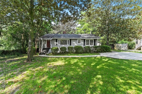 Photo of 1009 Pinewood Drive, Mobile, AL 36618 (MLS # 7815945)