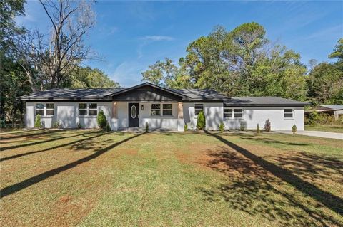 Photo of 4156 Furman Drive, Mobile, AL 36619 (MLS # 7671579) Photo of 4156 Furman Drive, Mobile, AL 36619 (MLS # 7671579)