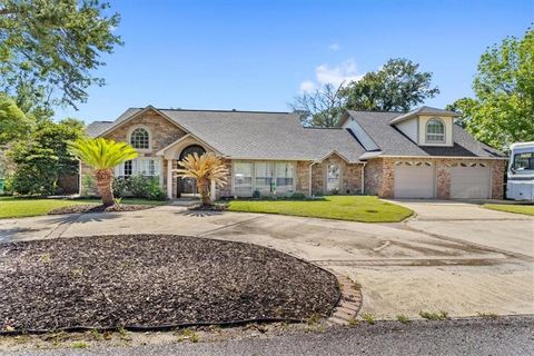Photo of 6313 Hermosa Drive, Ocean Springs, MS 39564 (MLS # 7709906)