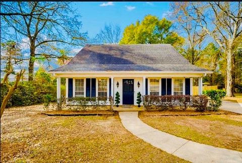 Photo of 1170 Wellington Court S, Mobile, AL 36695 (MLS # 7719072)