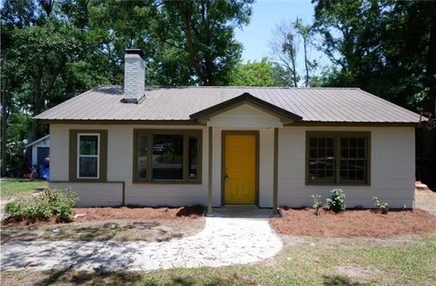 Photo of 1467 Pitman Drive, Mobile, AL 36605 (MLS # 7796451)