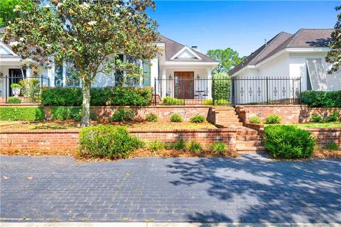 Photo of 17030 Tennis Club Drive #V-2B, Fairhope, AL 36532 (MLS # 7761992)