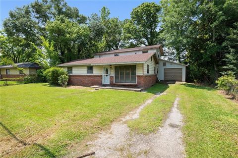 Photo of 1510 Ponce De Leon Drive, Mobile, AL 36605 (MLS # 7591666) Photo of 1510 Ponce De Leon Drive, Mobile, AL 36605 (MLS # 7591666)