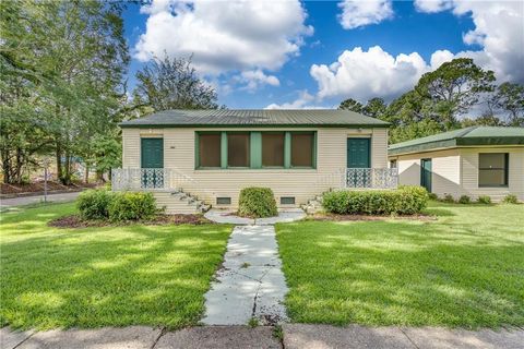 Photo of 1401 Springhill Avenue, Mobile, AL 36604 (MLS # 7801203)