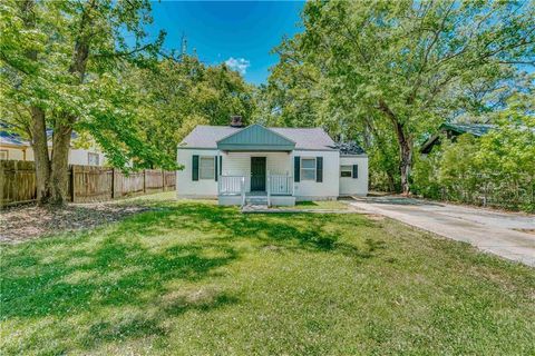 Photo of 1302 Windsor Avenue, Mobile, AL 36605 (MLS # 7775542)