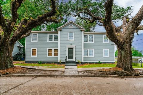 Photo of 1300 Illinois Street, Mobile, AL 36604 (MLS # 7730097)