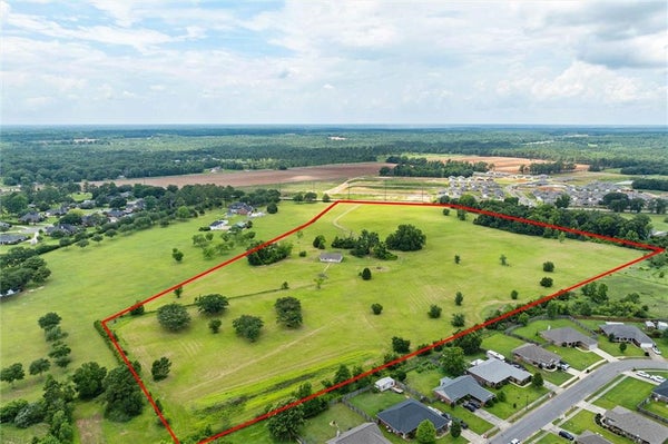 10351 JEFF HAMILTON RD, MOBILE, AL 36695 - Image 21877d0fb2c3e1798110247ecc75c2ae/2844152230