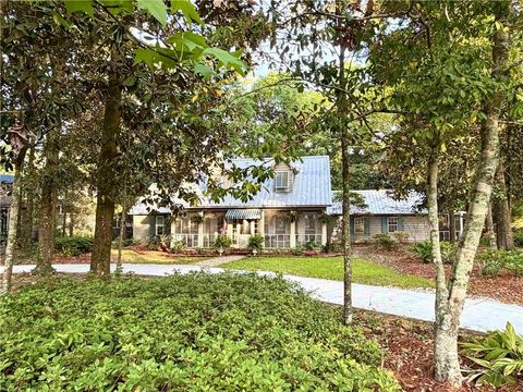 Photo of 901 Captain O'neal Drive, Daphne, AL 36526 (MLS # 7746938)