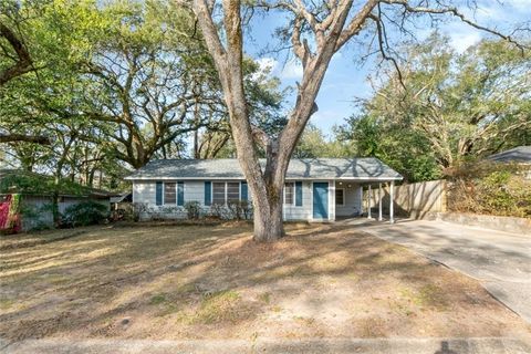Photo of 1221 Garland Street, Mobile, AL 36618 (MLS # 7721254)
