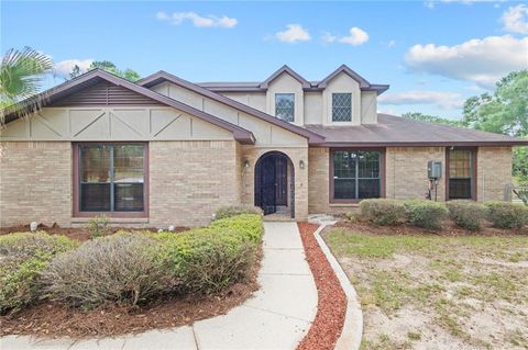 Photo of 4121 Lake Circle S, Mobile, AL 36693 (MLS # 7755341)