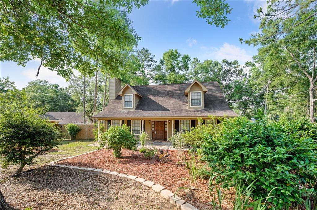 Photo 1 of 37 — 111 Donna Circle, Daphne, AL 36526