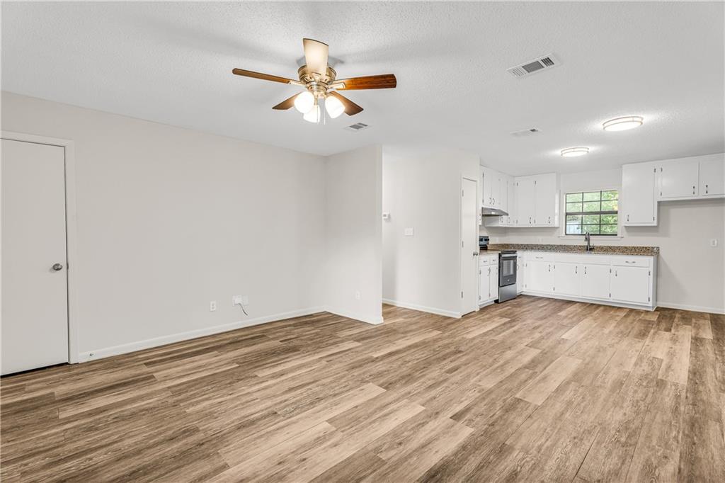 Bay Minette, Alabama 36507, United States, 3 Bedrooms Bedrooms, ,2 BathroomsBathrooms,Residential,Active,151020