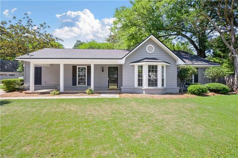 Photo of 5912 Cansler Drive, Mobile, AL 36609 (MLS # 7768974)