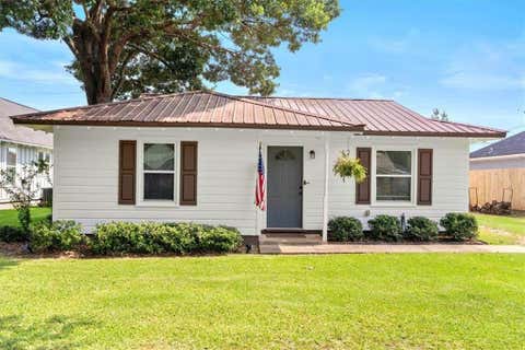Photo of 407 Orchid Avenue, Foley, AL 36535 (MLS # 7813832)